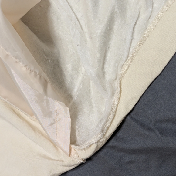 Willow & Thread sleeveless vest Sz. 15 Cream - Picture 14 of 16